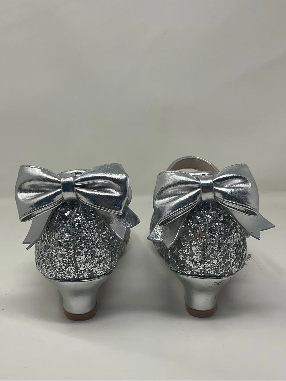 Girls Silver Glitter Mary Jane Heel Dress Shoes with Bows NEW
